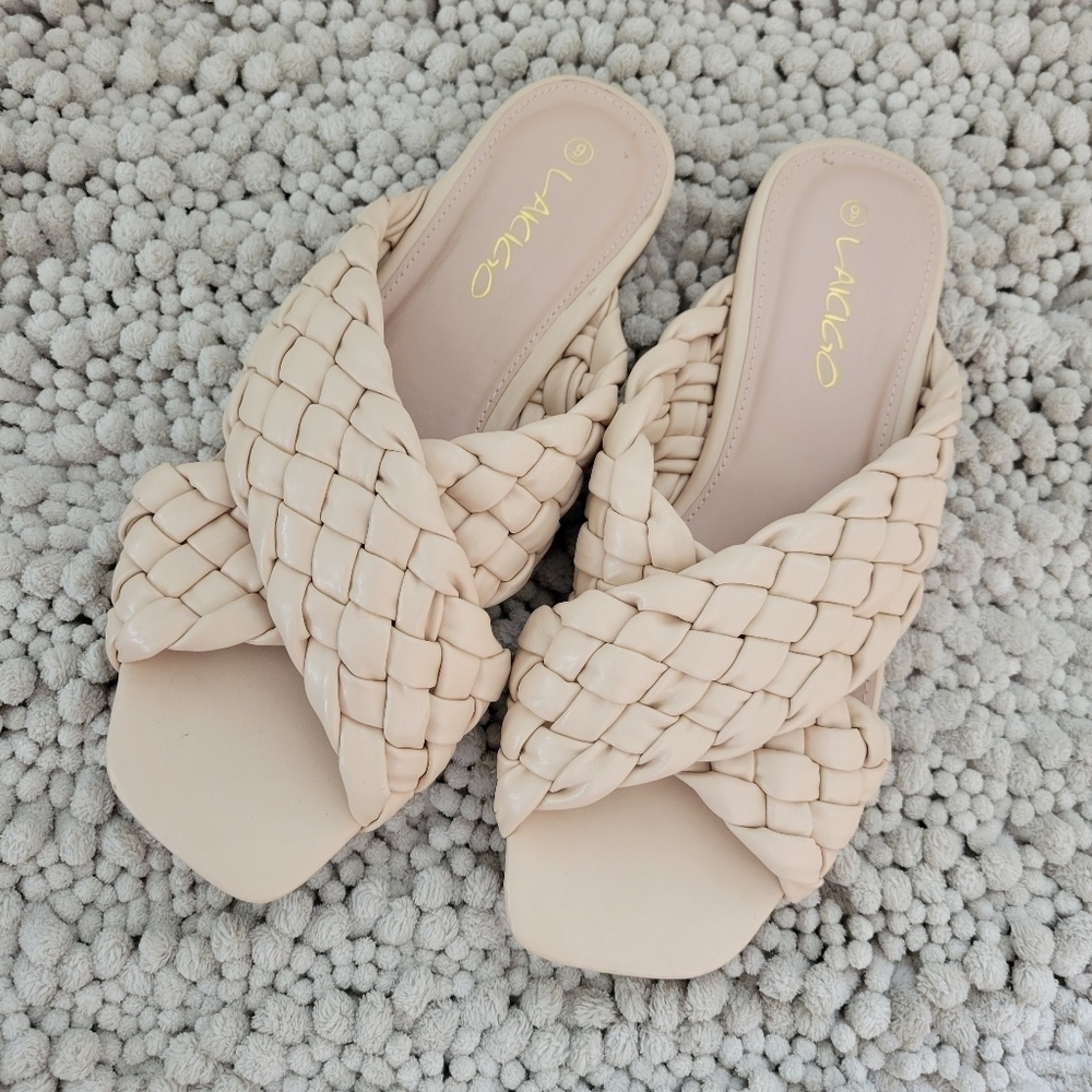 Braided Slip on Slides Sandals 9 NEW - Picture 2 of 6